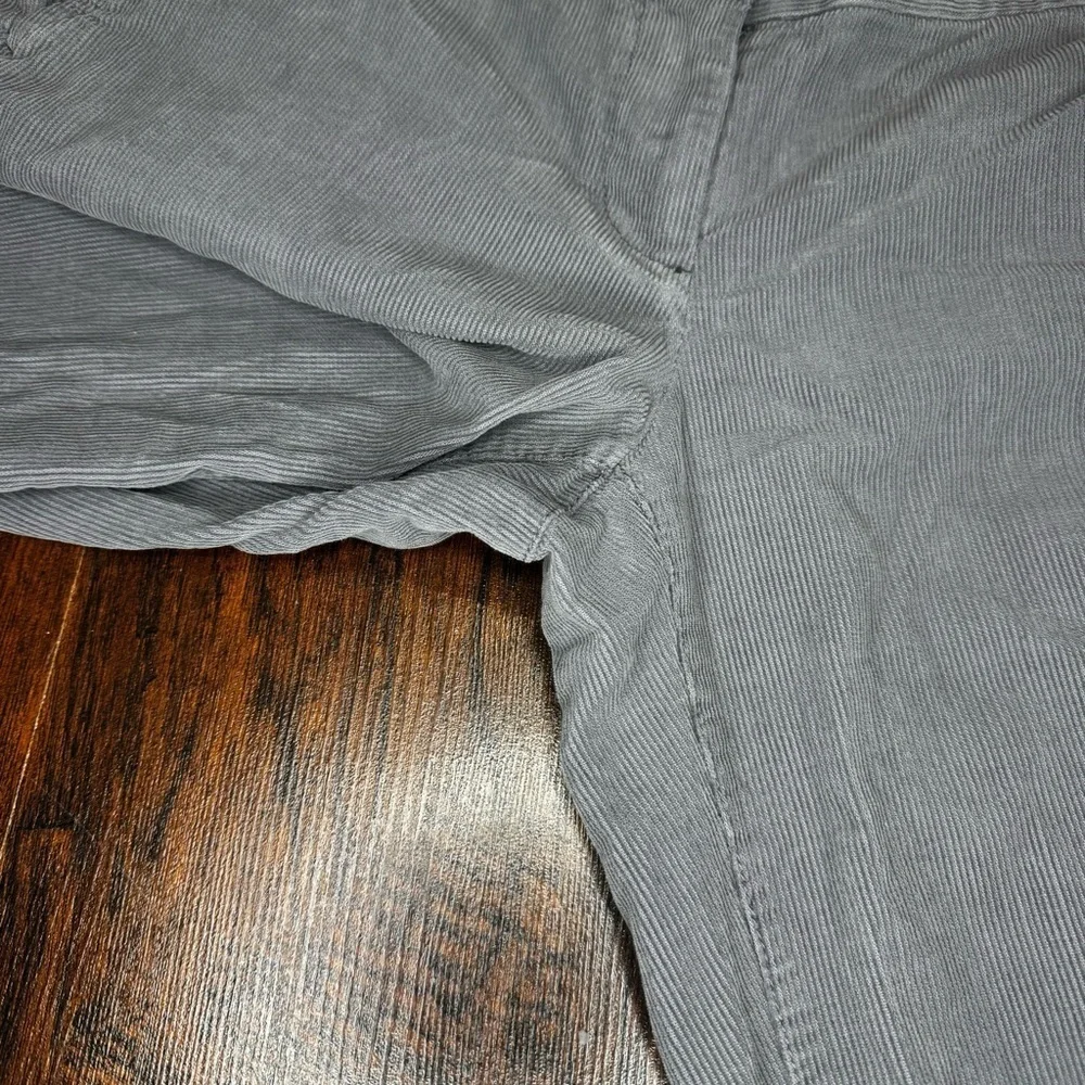 J. Crew City Fit Women's Cuffed Gray Flare Mid Rise Corduroy Jeans 6